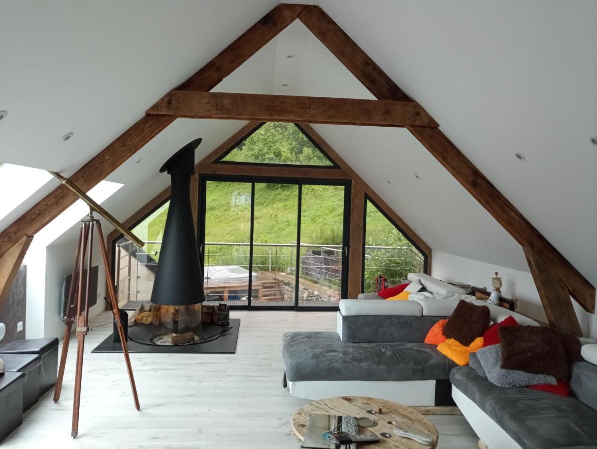 Superbe Grange Renovee Villa Grust ภายนอก รูปภาพ